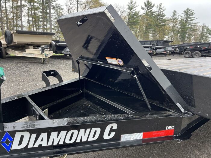 2024 Diamond Deckover Equipment Trailer - Image 12